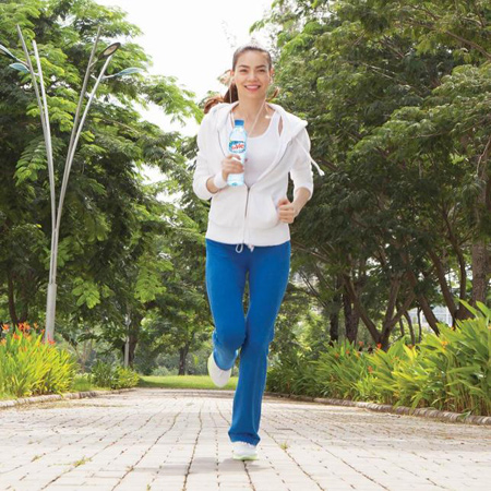 Những lưu ý cho các bạn nữ khi chạy bộ ngoài trời